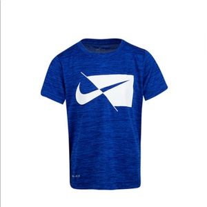 NWT Nike shirt size 4